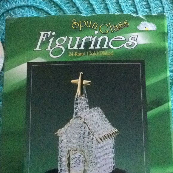 Vtg 24 Karet gold plated Spun glass church.  4”. - Picture 6 of 6